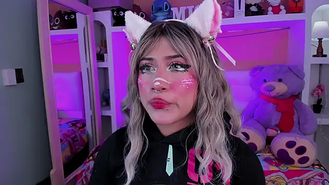 miss   megan online show from 10, 4, 2026