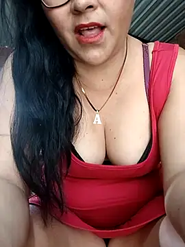 Snapshot of promiscuous-indecent-momm chatting on 15, 3, 2025 promiscuous-indecent-momm online show from 15, 3, 2025