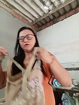 Snapshot of promiscuous-indecent-momm chatting on 12, 1, 2026 promiscuous-indecent-momm online show from 12, 1, 2026