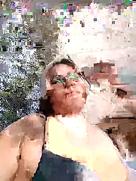 Snapshot of promiscuous-indecent-momm chatting on 1, 2, 2026 promiscuous-indecent-momm online show from 1, 2, 2026