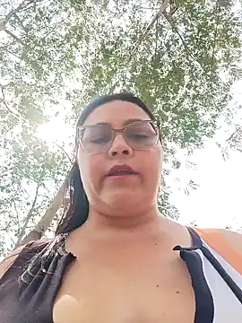 Snapshot of promiscuous-indecent-momm chatting on 14, 2, 2026 promiscuous-indecent-momm online show from 14, 2, 2026