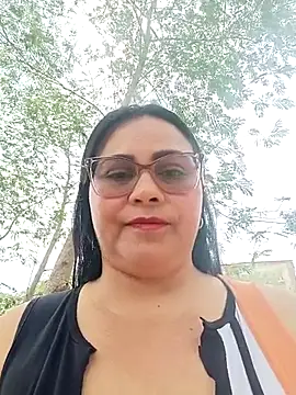 Snapshot of promiscuous-indecent-momm chatting on 22, 2, 2026 promiscuous-indecent-momm online show from 22, 2, 2026