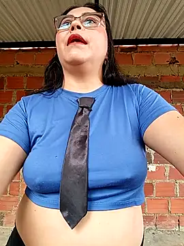 Snapshot of promiscuous-indecent-momm chatting on 24, 2, 2026 promiscuous-indecent-momm online show from 24, 2, 2026