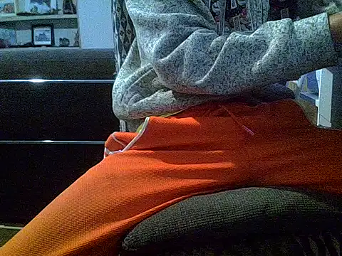 createur34 online show from 5, 10, 2025