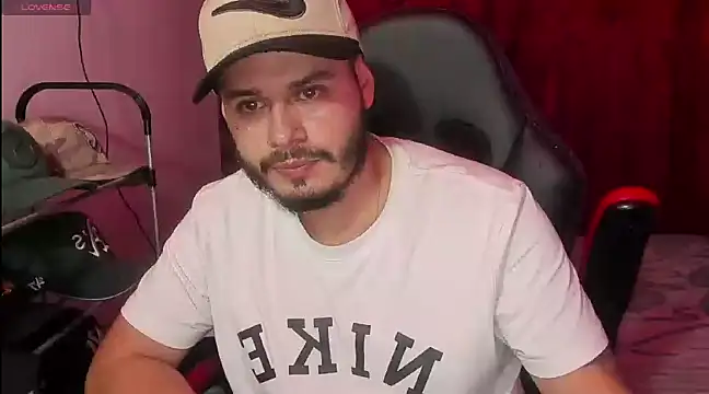 Snapshot of ragnar_lothbrok777 chatting on 11, 3, 2025 ragnar lothbrok777 online show from 11, 3, 2025