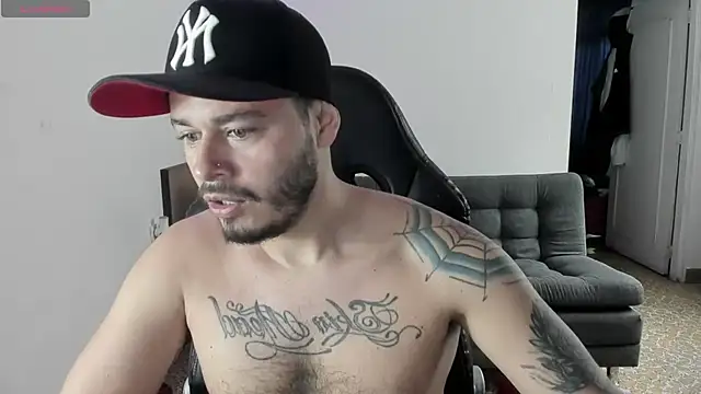 Snapshot of ragnar_lothbrok777 chatting on 19, 9, 2025 ragnar lothbrok777 online show from 19, 9, 2025