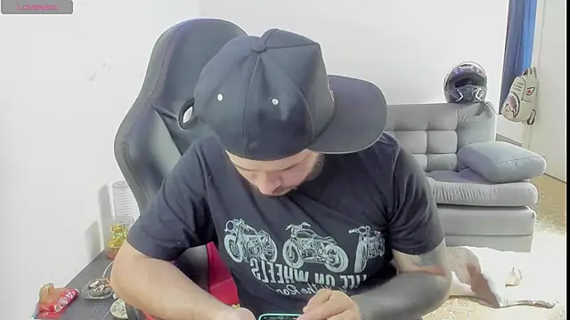 ragnar lothbrok777 online show from 21, 4, 2026