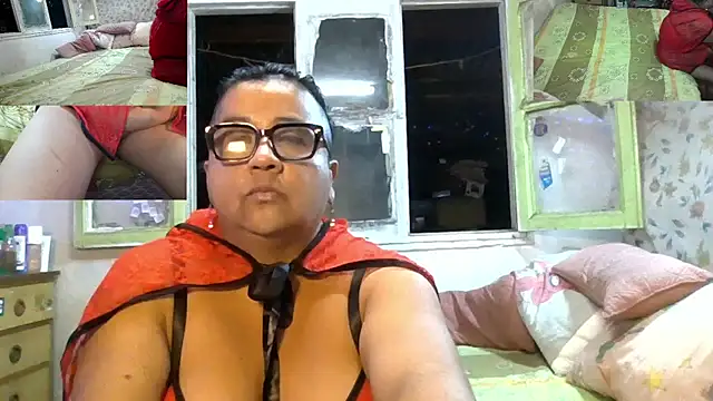 Snapshot of erinadarling79 chatting on 21, 2, 2026 erinadarling79 online show from 21, 2, 2026