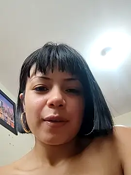 Snapshot of ZafiroKlein chatting on 24, 2, 2025 ZafiroKlein online show from 24, 2, 2025