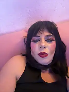 MissNadiaX06 online show from 8, 3, 2025