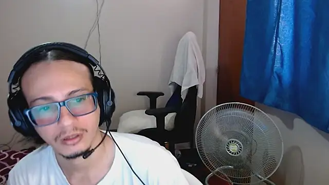 cholitohermoso online show from 4, 3, 2025