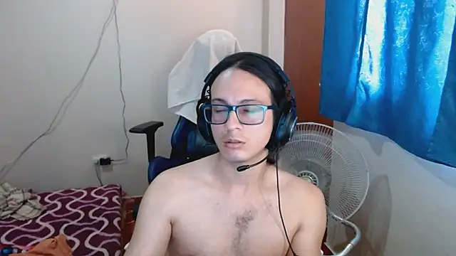 cholitohermoso online show from 11, 3, 2025