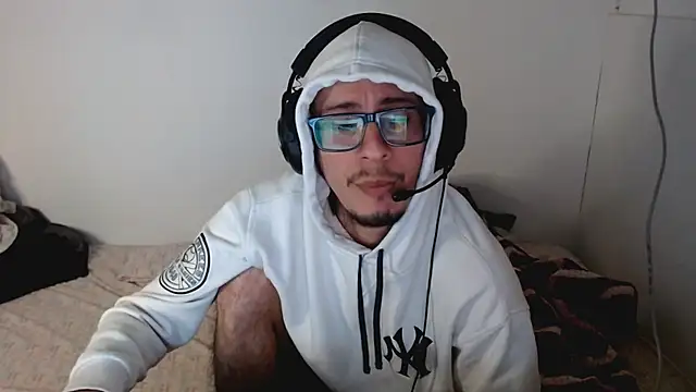 cholitohermoso online show from 23, 9, 2025