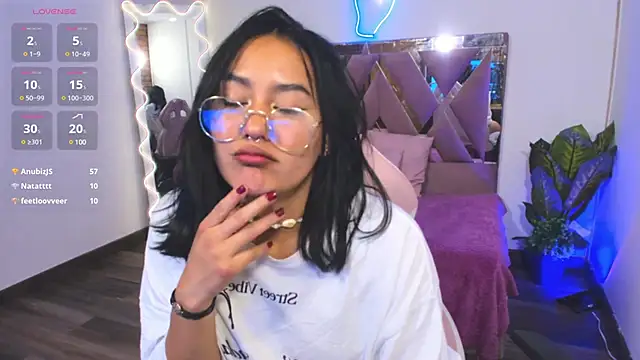 LUDO KITTY TAY online show from 17, 2, 2025