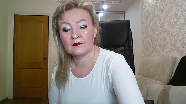 Victoria secrets  online show from 23, 11, 2025