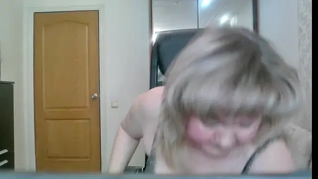 Victoria secrets  online show from 30, 4, 2026