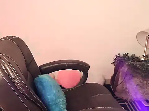 megancatluna online show from 21, 11, 2025