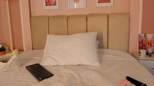 Annie rhoades online show from 9, 4, 2026