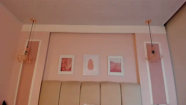 Annie rhoades online show from 22, 4, 2026