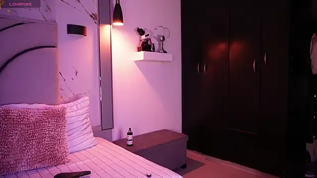 Julieta priv online show from 22, 4, 2026