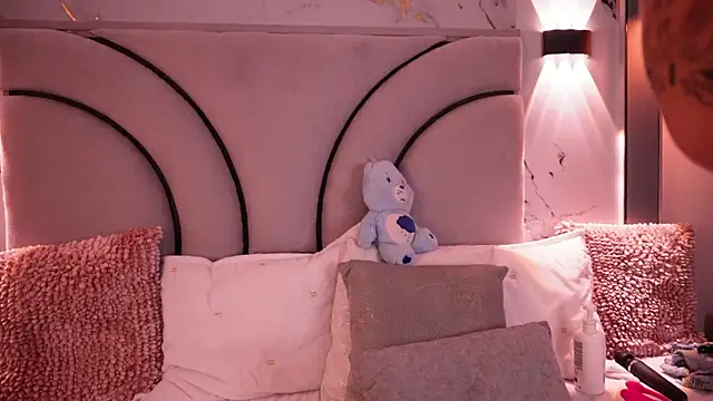 Julieta priv online show from 27, 4, 2026