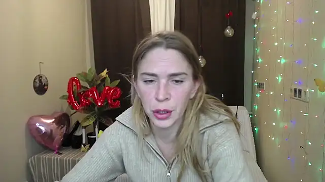 TessaDaybreak online show from 15, 2, 2025