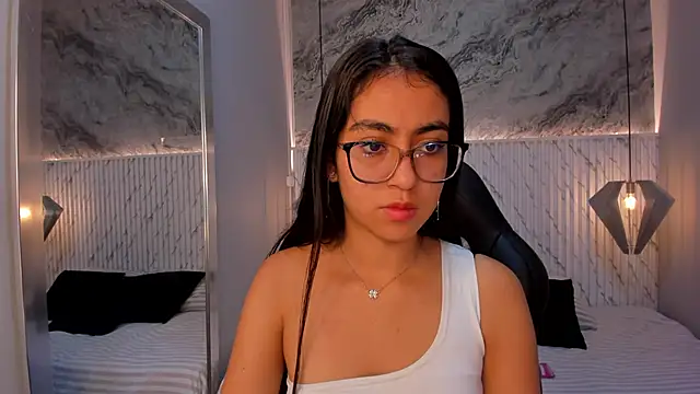 lucelly 15 online show from 13, 3, 2025