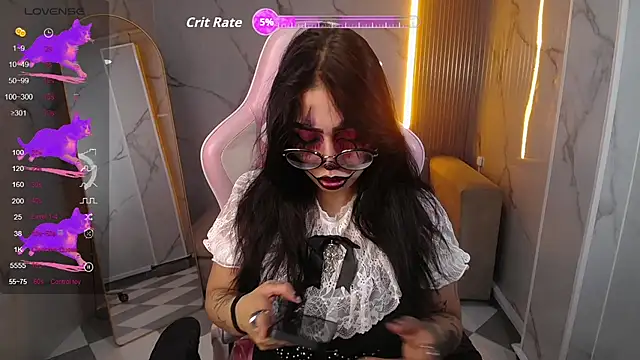 Snapshot of Anni_acker_b chatting on 8, 10, 2025 Anni acker b online show from 8, 10, 2025