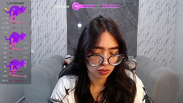 Snapshot of Anni_acker_b chatting on 17, 10, 2025 Anni acker b online show from 17, 10, 2025