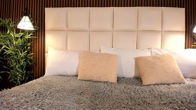 Snapshot of MelanieHillss chatting on 5, 3, 2026 MelanieHillss online show from 5, 3, 2026