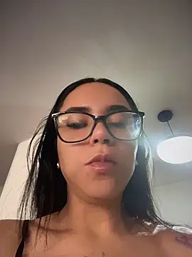 Naatalia online show from 16, 4, 2026