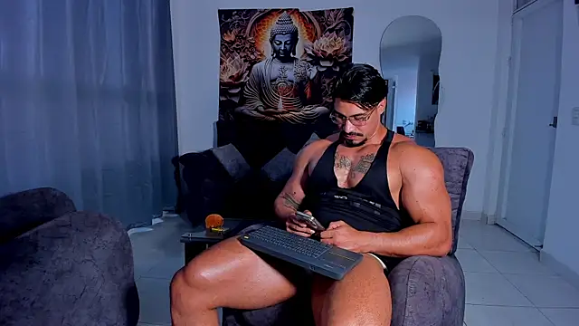 Valentino Dosantos  online show from 11, 9, 2025