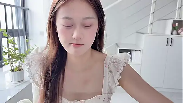 Cassie-20 online show from 4, 10, 2025