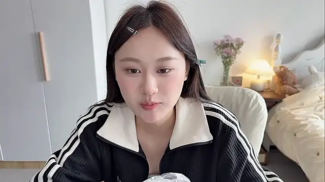 Cassie-20 online show from 11, 3, 2026