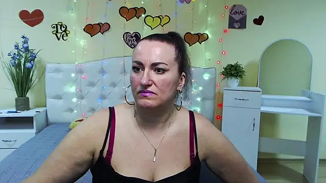 DianaMGG online show from 12, 3, 2025