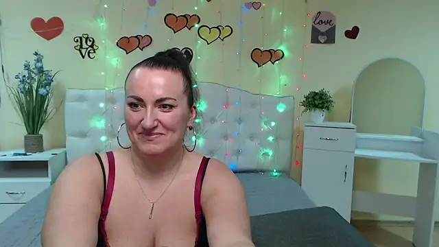 DianaMGG online show from 12, 3, 2025