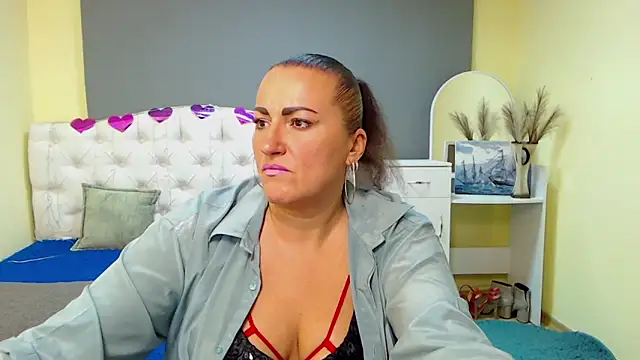 DianaMGG online show from 11, 10, 2025