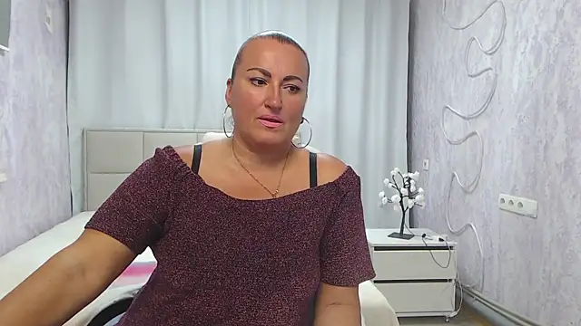 DianaMGG online show from 23, 7, 2026