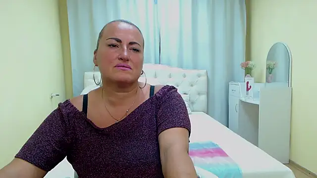 DianaMGG online show from 27, 7, 2026