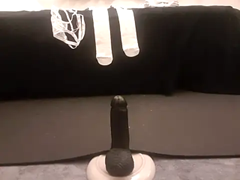 Snapshot of MystiqueRider chatting on 16, 10, 2025 MystiqueRider online show from 16, 10, 2025