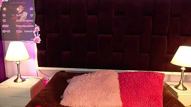 Azaahara  online show from 28, 4, 2026