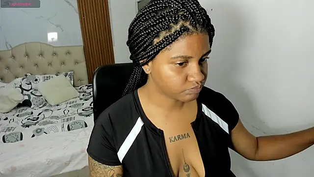 ZahraRose online show from 28, 4, 2026