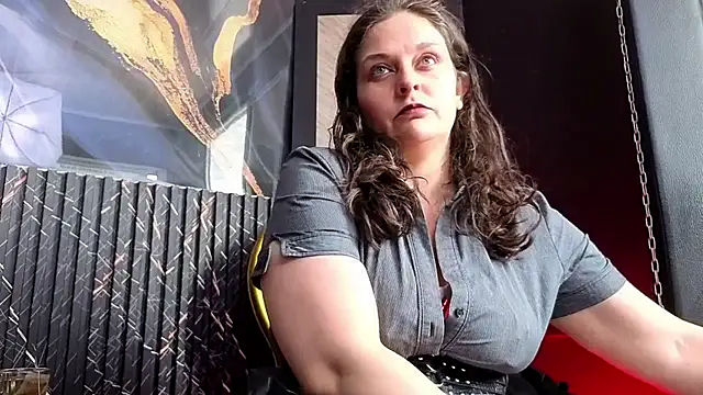 AmandaKovich online show from 17, 4, 2026