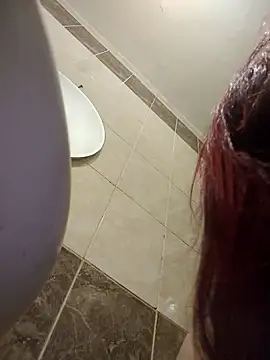 Loly2025 online show from 18, 2, 2025