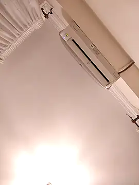 Loly2025 online show from 20, 9, 2025