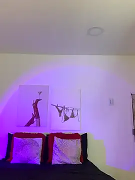 Dahiana Giil online show from 10, 9, 2025