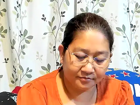 hotchubby88 online show from 15, 9, 2025