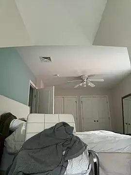 plaintreebull online show from 12, 3, 2026