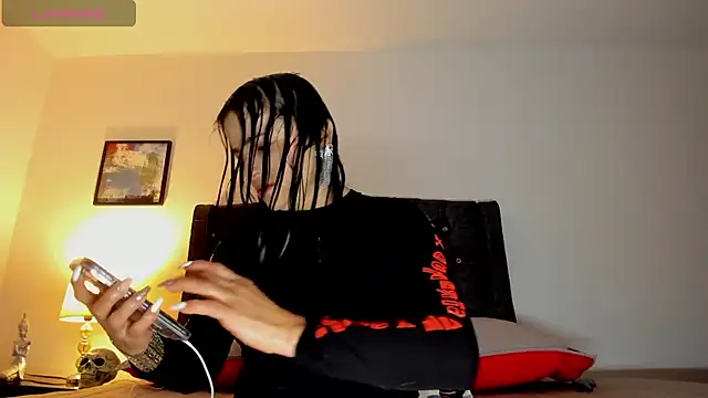 Skay Hot online show from 30, 12, 2024