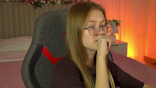 EveMundie online show from 24, 9, 2025